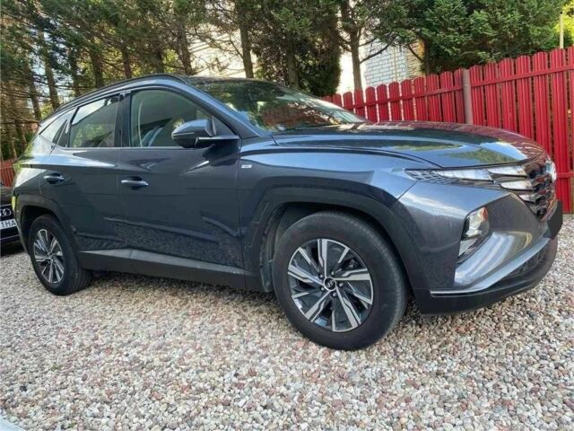 Серый Хендай Туксон, объемом двигателя 2 л и пробегом 98 тыс. км за 24000 $, фото 3 на Automoto.ua