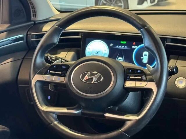 Серый Хендай Туксон, объемом двигателя 2 л и пробегом 55 тыс. км за 16800 $, фото 4 на Automoto.ua