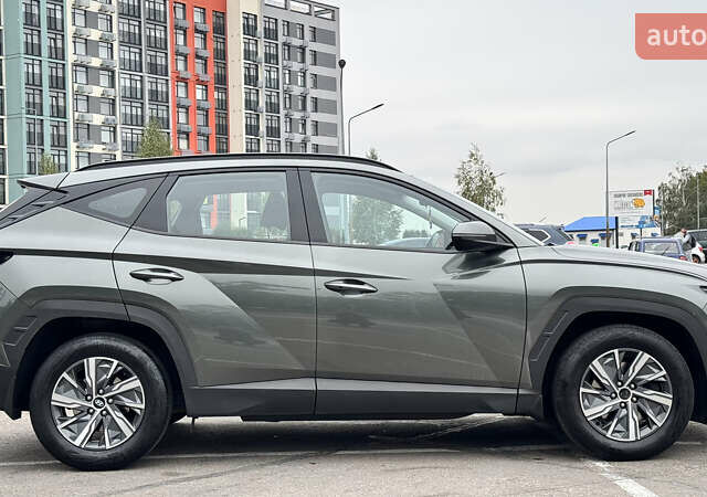 Серый Хендай Туксон, объемом двигателя 2 л и пробегом 102 тыс. км за 22500 $, фото 7 на Automoto.ua