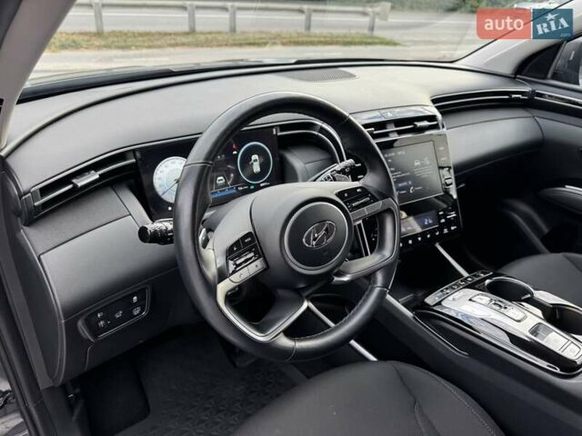 Серый Хендай Туксон, объемом двигателя 1.6 л и пробегом 57 тыс. км за 27700 $, фото 95 на Automoto.ua