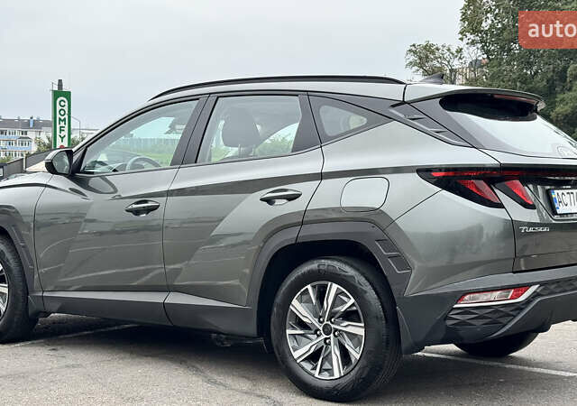 Серый Хендай Туксон, объемом двигателя 2 л и пробегом 102 тыс. км за 22500 $, фото 4 на Automoto.ua