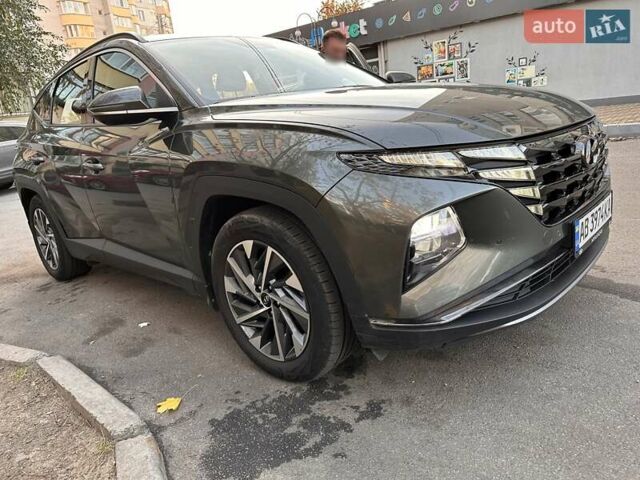 Серый Хендай Туксон, объемом двигателя 1.6 л и пробегом 144 тыс. км за 22000 $, фото 3 на Automoto.ua