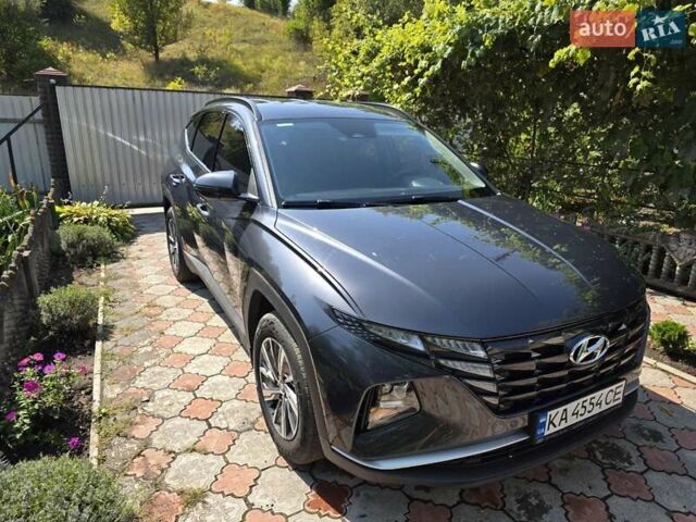 Серый Хендай Туксон, объемом двигателя 2 л и пробегом 70 тыс. км за 25600 $, фото 13 на Automoto.ua