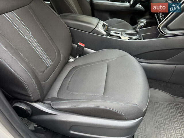 Сірий Хендай Туксон, об'ємом двигуна 2 л та пробігом 94 тис. км за 23500 $, фото 12 на Automoto.ua
