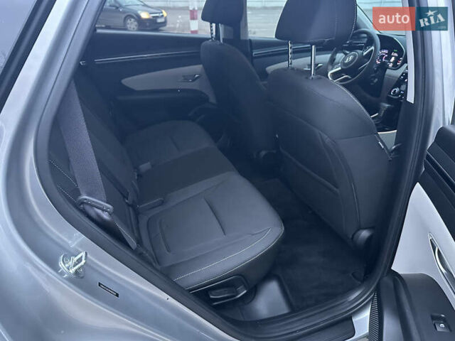 Сірий Хендай Туксон, об'ємом двигуна 2.5 л та пробігом 87 тис. км за 19500 $, фото 7 на Automoto.ua