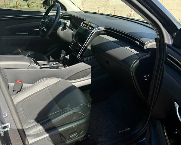 Серый Хендай Туксон, объемом двигателя 2 л и пробегом 52 тыс. км за 27499 $, фото 17 на Automoto.ua