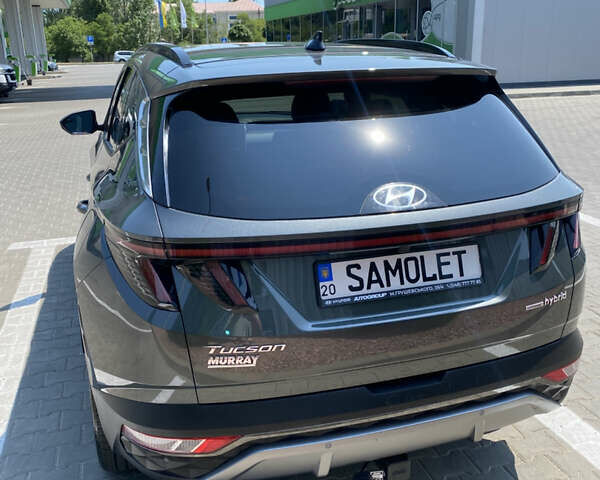 Серый Хендай Туксон, объемом двигателя 1.6 л и пробегом 28 тыс. км за 31999 $, фото 4 на Automoto.ua