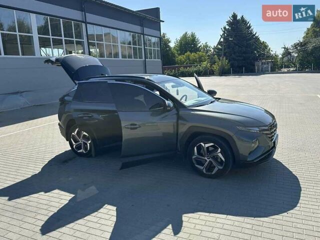 Серый Хендай Туксон, объемом двигателя 1.6 л и пробегом 67 тыс. км за 32000 $, фото 54 на Automoto.ua