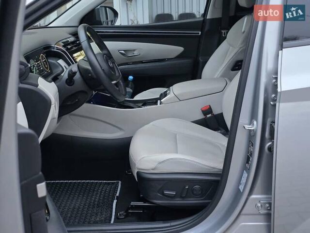 Серый Хендай Туксон, объемом двигателя 2 л и пробегом 39 тыс. км за 30500 $, фото 14 на Automoto.ua