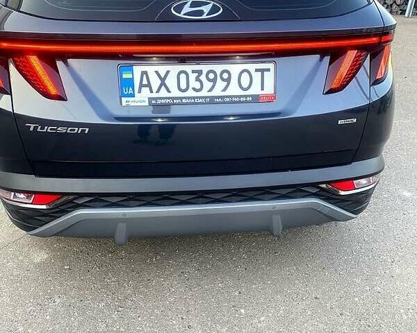 Серый Хендай Туксон, объемом двигателя 2 л и пробегом 23 тыс. км за 29000 $, фото 1 на Automoto.ua