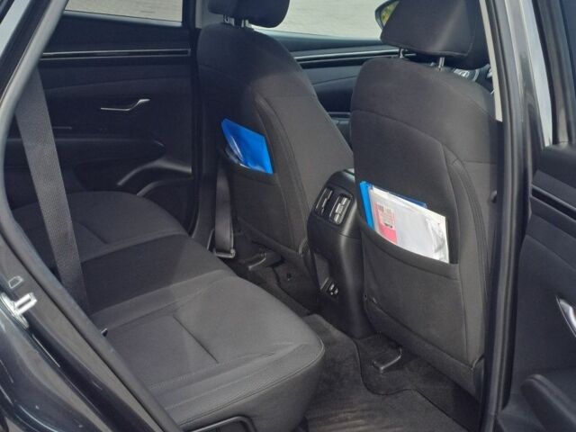 Серый Хендай Туксон, объемом двигателя 0 л и пробегом 27 тыс. км за 26000 $, фото 8 на Automoto.ua