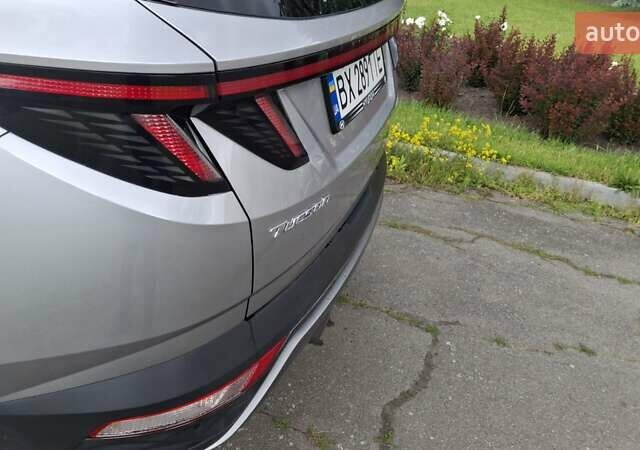 Серый Хендай Туксон, объемом двигателя 1.6 л и пробегом 77 тыс. км за 32400 $, фото 4 на Automoto.ua