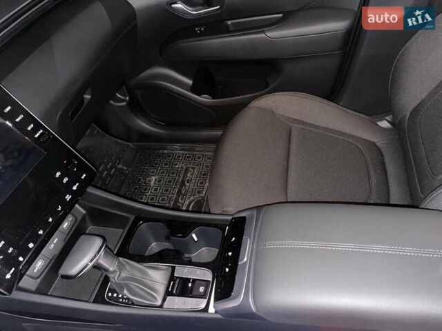Серый Хендай Туксон, объемом двигателя 2 л и пробегом 1 тыс. км за 28149 $, фото 7 на Automoto.ua