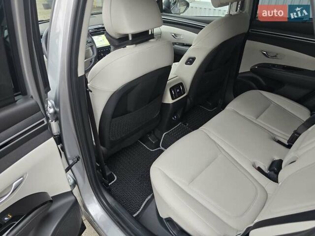 Серый Хендай Туксон, объемом двигателя 2 л и пробегом 39 тыс. км за 30500 $, фото 54 на Automoto.ua