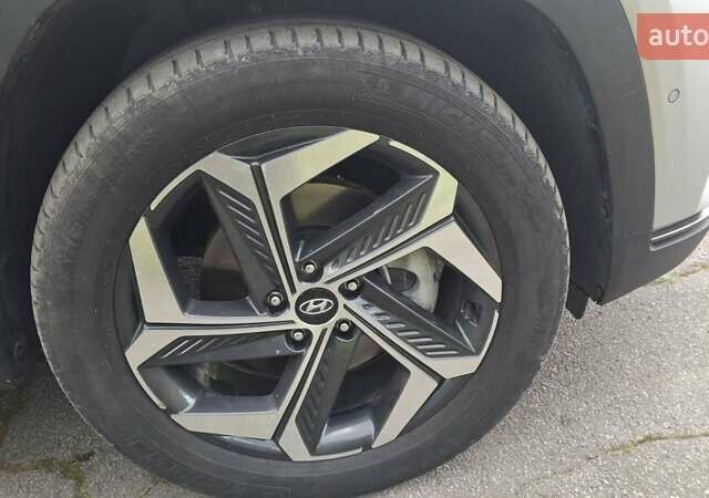 Серый Хендай Туксон, объемом двигателя 1.6 л и пробегом 77 тыс. км за 32400 $, фото 10 на Automoto.ua