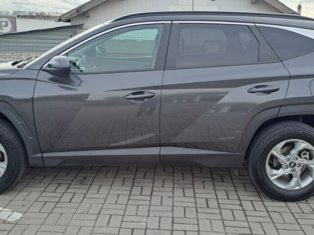 Серый Хендай Туксон, объемом двигателя 0 л и пробегом 27 тыс. км за 26000 $, фото 2 на Automoto.ua