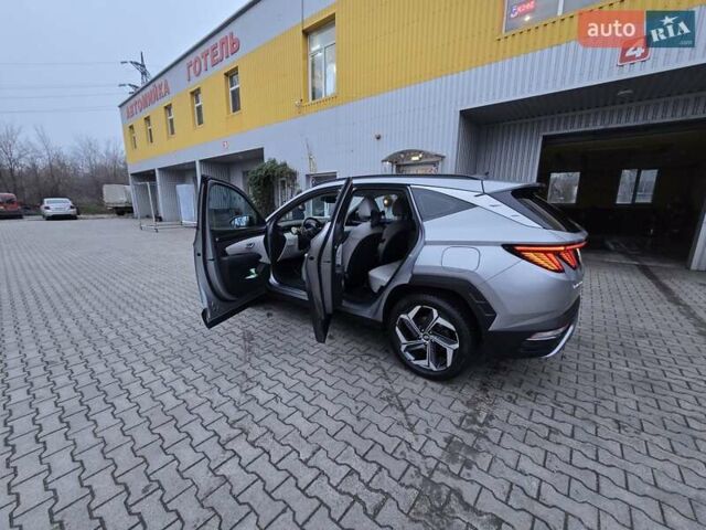 Серый Хендай Туксон, объемом двигателя 2 л и пробегом 39 тыс. км за 30500 $, фото 64 на Automoto.ua