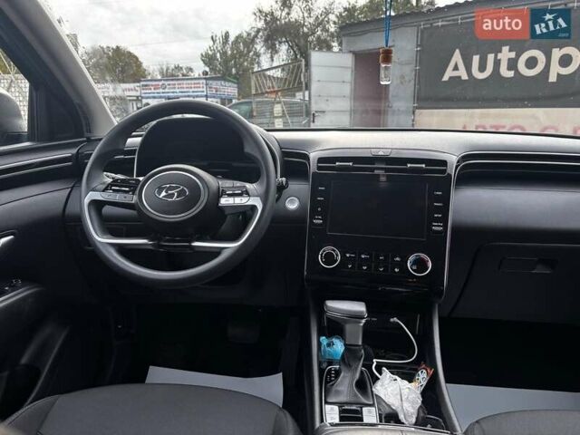 Серый Хендай Туксон, объемом двигателя 2.5 л и пробегом 28 тыс. км за 26990 $, фото 29 на Automoto.ua