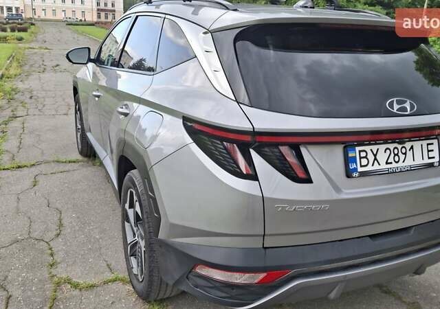 Серый Хендай Туксон, объемом двигателя 1.6 л и пробегом 77 тыс. км за 32400 $, фото 12 на Automoto.ua