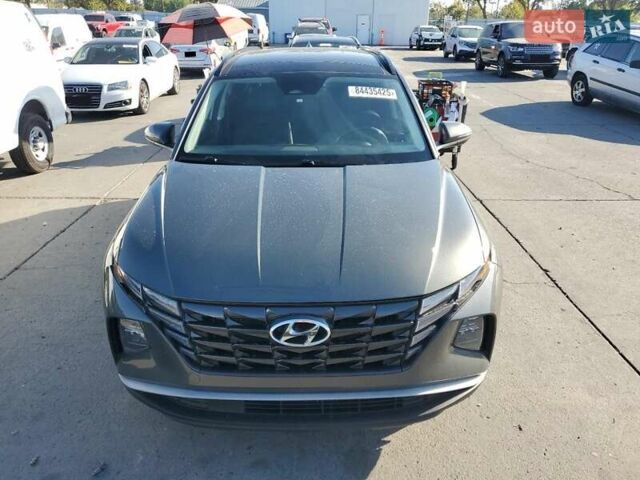 Сірий Хендай Туксон, об'ємом двигуна 1.6 л та пробігом 150 тис. км за 8500 $, фото 4 на Automoto.ua