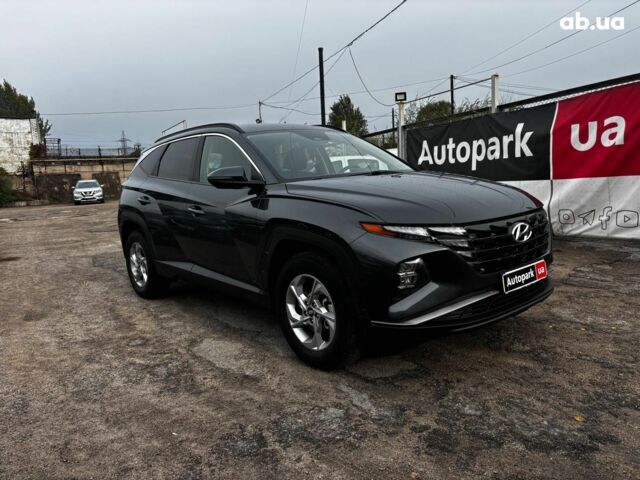 Серый Хендай Туксон, объемом двигателя 2.5 л и пробегом 28 тыс. км за 26990 $, фото 6 на Automoto.ua