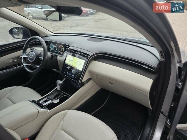 Серый Хендай Туксон, объемом двигателя 2 л и пробегом 39 тыс. км за 30500 $, фото 74 на Automoto.ua