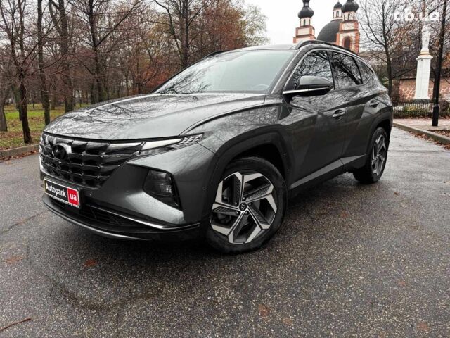 Серый Хендай Туксон, объемом двигателя 1.6 л и пробегом 105 тыс. км за 29990 $, фото 1 на Automoto.ua
