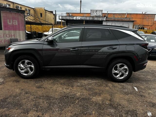 Серый Хендай Туксон, объемом двигателя 2.5 л и пробегом 28 тыс. км за 26990 $, фото 1 на Automoto.ua