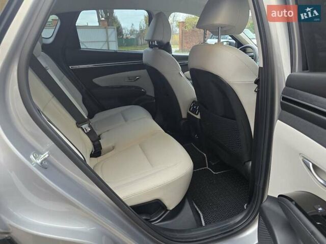 Серый Хендай Туксон, объемом двигателя 2 л и пробегом 39 тыс. км за 30500 $, фото 83 на Automoto.ua