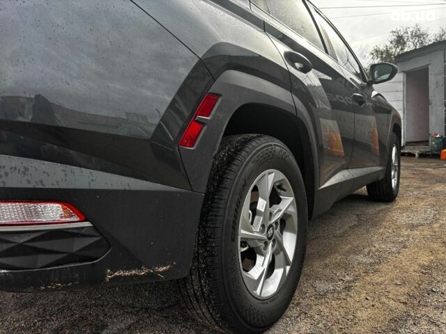 Серый Хендай Туксон, объемом двигателя 2.5 л и пробегом 28 тыс. км за 26990 $, фото 11 на Automoto.ua