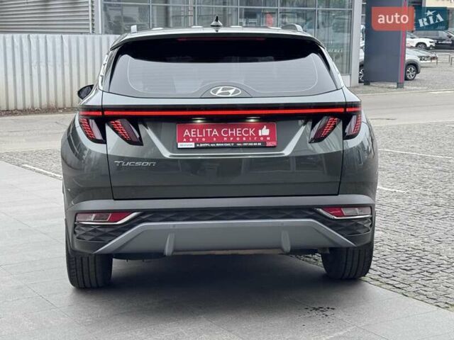 Серый Хендай Туксон, объемом двигателя 2 л и пробегом 62 тыс. км за 24500 $, фото 10 на Automoto.ua