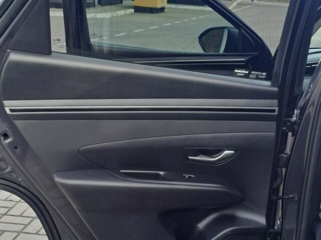 Серый Хендай Туксон, объемом двигателя 0 л и пробегом 27 тыс. км за 26000 $, фото 4 на Automoto.ua