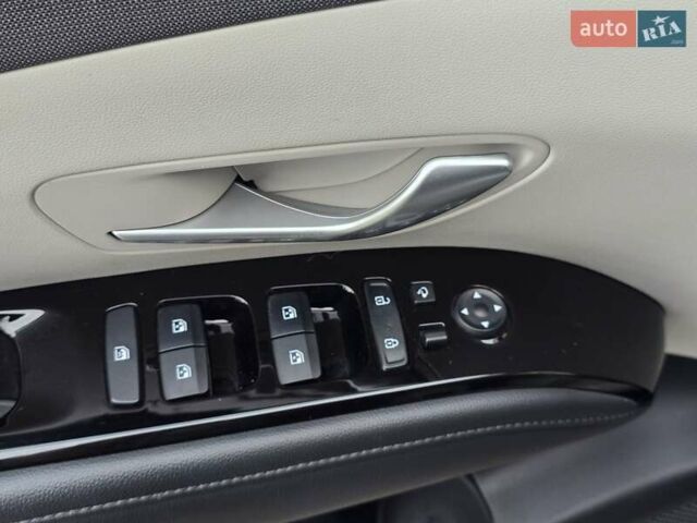 Серый Хендай Туксон, объемом двигателя 2 л и пробегом 39 тыс. км за 30500 $, фото 22 на Automoto.ua