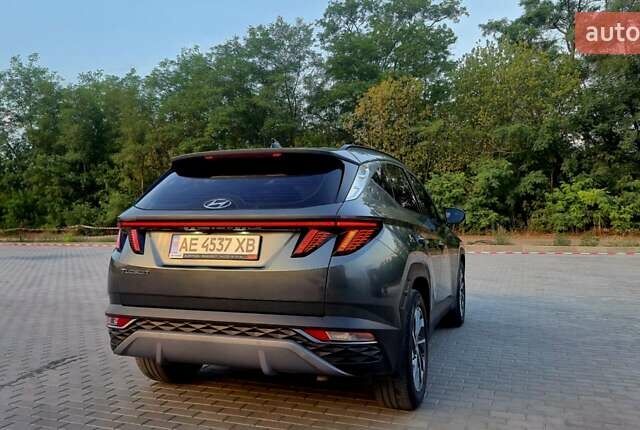 Сірий Хендай Туксон, об'ємом двигуна 2 л та пробігом 55 тис. км за 27999 $, фото 7 на Automoto.ua