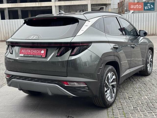 Серый Хендай Туксон, объемом двигателя 2 л и пробегом 62 тыс. км за 24500 $, фото 6 на Automoto.ua