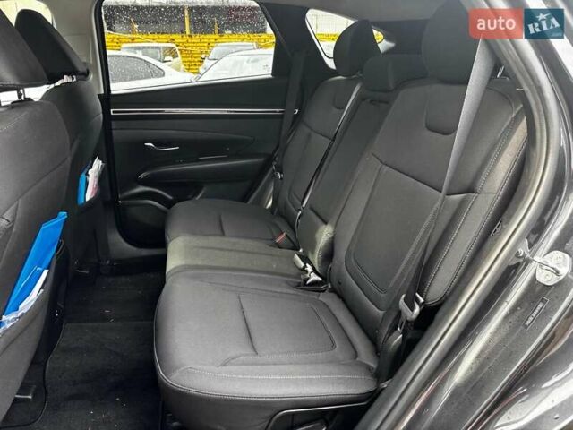 Серый Хендай Туксон, объемом двигателя 2.5 л и пробегом 28 тыс. км за 26990 $, фото 18 на Automoto.ua