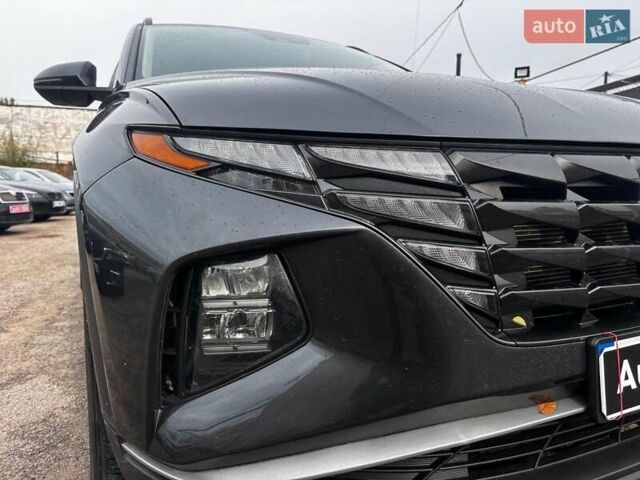 Серый Хендай Туксон, объемом двигателя 2.5 л и пробегом 28 тыс. км за 26990 $, фото 10 на Automoto.ua