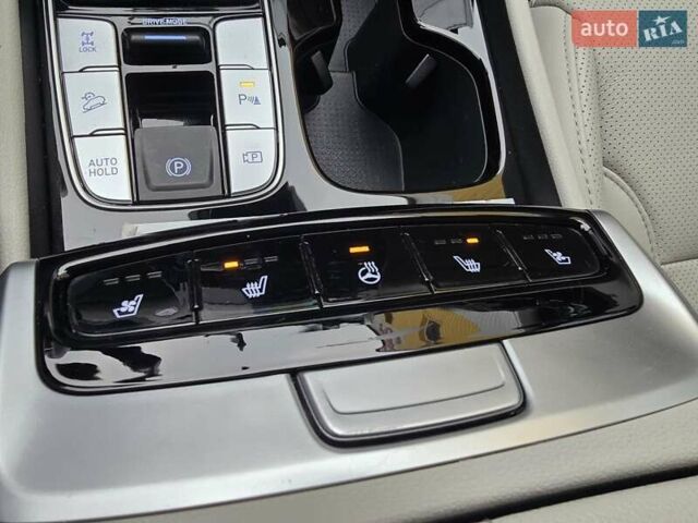 Серый Хендай Туксон, объемом двигателя 2 л и пробегом 39 тыс. км за 30500 $, фото 48 на Automoto.ua