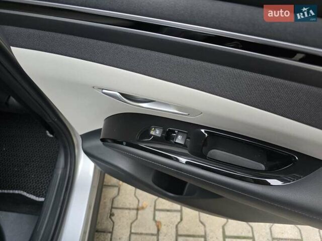 Серый Хендай Туксон, объемом двигателя 2 л и пробегом 39 тыс. км за 30500 $, фото 81 на Automoto.ua