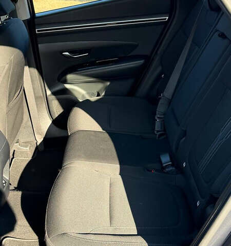 Сірий Хендай Туксон, об'ємом двигуна 1.6 л та пробігом 68 тис. км за 30000 $, фото 17 на Automoto.ua