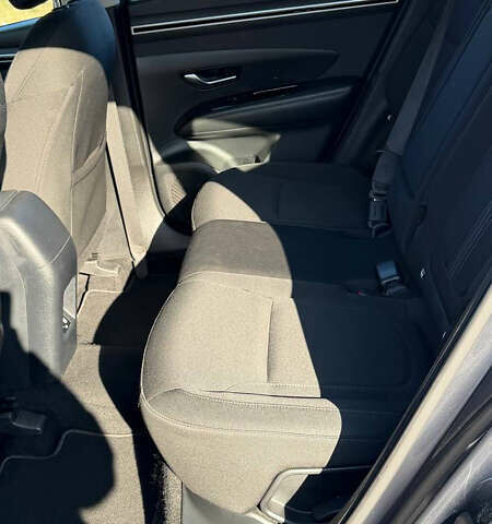 Сірий Хендай Туксон, об'ємом двигуна 1.6 л та пробігом 68 тис. км за 30000 $, фото 13 на Automoto.ua