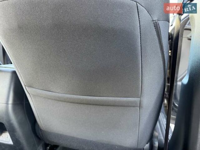 Сірий Хендай Туксон, об'ємом двигуна 2 л та пробігом 37 тис. км за 25000 $, фото 40 на Automoto.ua