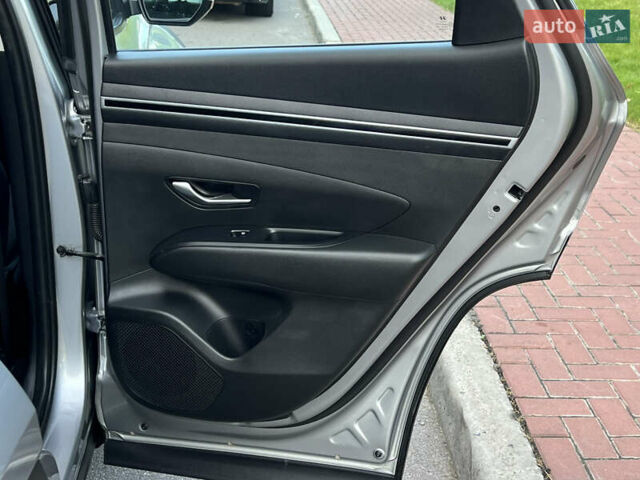 Сірий Хендай Туксон, об'ємом двигуна 2 л та пробігом 68 тис. км за 24500 $, фото 51 на Automoto.ua