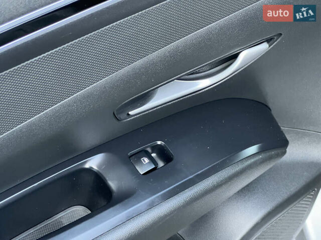 Сірий Хендай Туксон, об'ємом двигуна 2 л та пробігом 68 тис. км за 24500 $, фото 45 на Automoto.ua