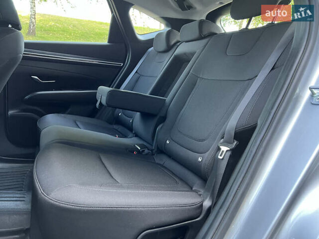 Сірий Хендай Туксон, об'ємом двигуна 2 л та пробігом 68 тис. км за 24500 $, фото 47 на Automoto.ua