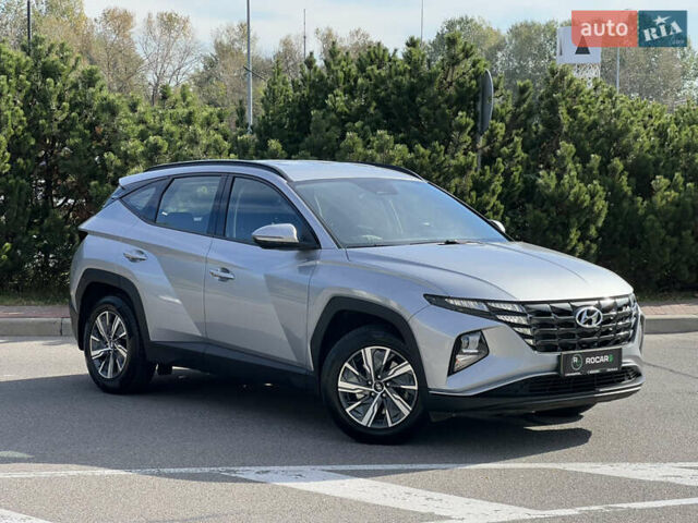 Сірий Хендай Туксон, об'ємом двигуна 2 л та пробігом 68 тис. км за 24500 $, фото 1 на Automoto.ua