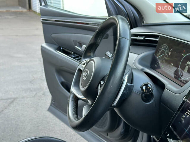 Серый Хендай Туксон, объемом двигателя 1.6 л и пробегом 95 тыс. км за 29900 $, фото 71 на Automoto.ua