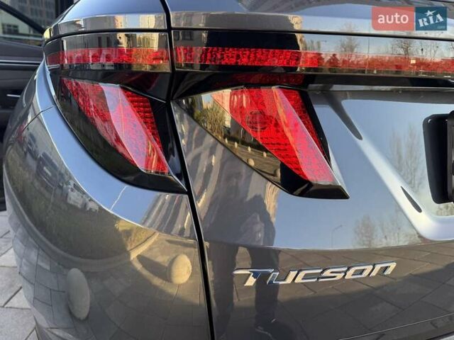 Серый Хендай Туксон, объемом двигателя 2 л и пробегом 37 тыс. км за 25000 $, фото 12 на Automoto.ua