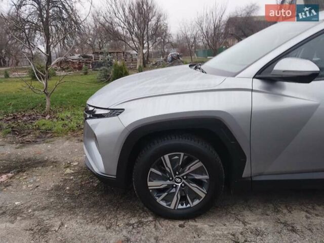 Сірий Хендай Туксон, об'ємом двигуна 2 л та пробігом 38 тис. км за 27000 $, фото 1 на Automoto.ua