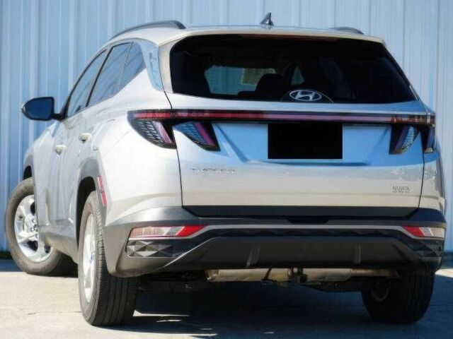 Серый Хендай Туксон, объемом двигателя 2.5 л и пробегом 10 тыс. км за 11000 $, фото 7 на Automoto.ua